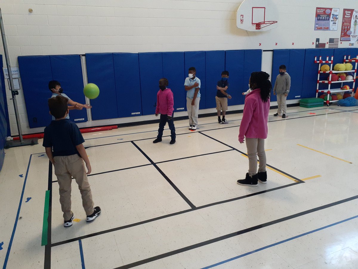 Four Square is one of my favorite ways for students to practice resolving conflict peacefully. #SEL