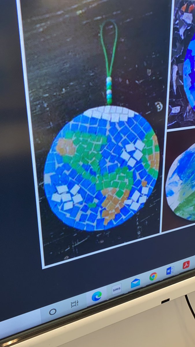 We had a lovely afternoon celebrating earth day! Ask your child how we can make simple changes to save our planet 🌎♥️