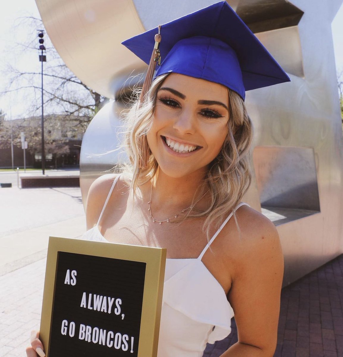 TheGoAgency1's tweet photo. We’re so proud of you Bri! 👩🎓💙 🧡
We love having you as a part of our social media crew and can’t wait to see what the future holds for you!
#GObigblue #BSU #GOagent https://t.co/p78exXH25Q