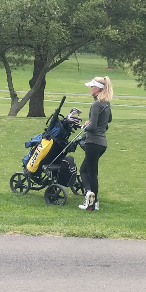 Wow, another huge Loudoun County high school golf achievement today. Freshman Ayla Browning qualifies for the girls high school state championship. She makes it out of a qualifier of one of only six girls. On to States!!!