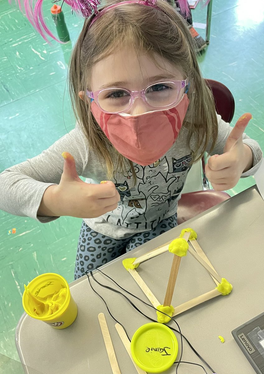 Miss Anton tweet media