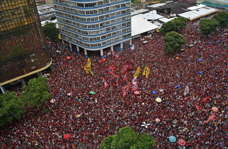 luscascrf11's tweet photo. O dia que paramos o rio de janeiro 24/11/2019 🔴⚫ https://t.co/1lLuqxbVH3
