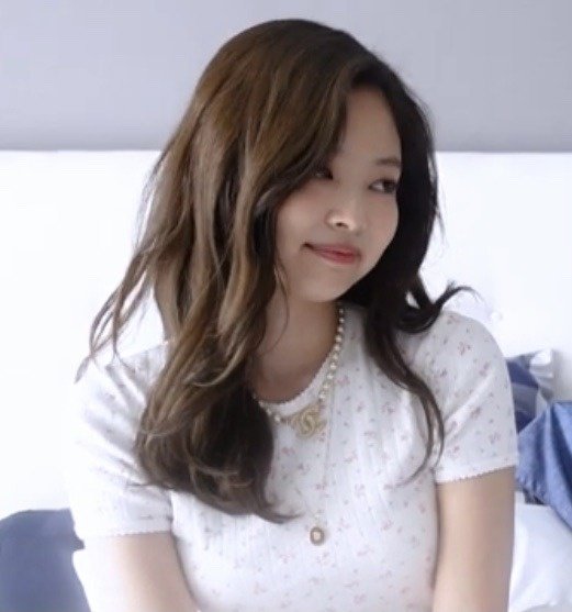 comfyhannie's tweet photo. @evertener hi darling! know that harry and jennie loves u very much and that they are very proud of you, they want to see you well, so keep strong!! https://t.co/h4hRVQqurB