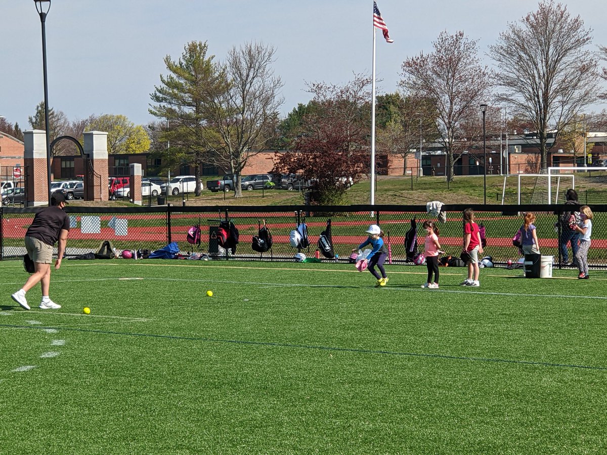 nwillwerthHHS's tweet photo. Spent the morning with our #futurehillies getting ready for the softball season. Can't wait until Monday when the high school season starts! https://t.co/vKPJwL5430