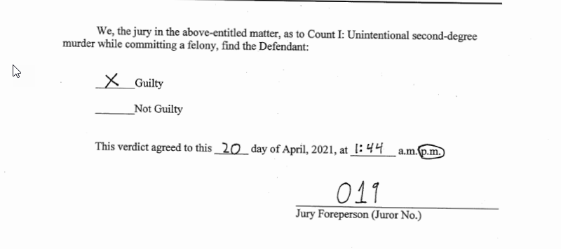 cathyrusson's tweet photo. CORRECTION TO EARLIER TWEET:  #DerekChauvinTrial jury deliberated 4 hours on Monday. 5 hrs 45 mins on Tuesday before signing the verdict forms.  That's a total of 9hrs 45 mins.  @LawCrimeNetwork #GeorgeFloyd #ChauvinTrial https://t.co/kj930BLQIg