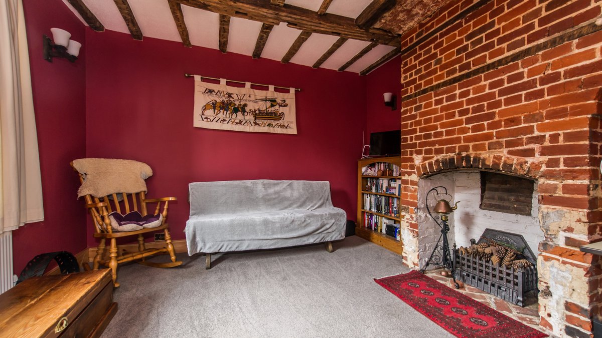 EdenEstateAgent's tweet photo. 5 BEDROOM HOUSE FOR SALE, High Street, East Malling, ME19, Guide Price £580,000 - £620,000
https://t.co/UwAbA9Mtmo
For enquiries, please call us on 01732 795162.
#westmalling #eastmalling #me19 #estateagent #estateagentuk https://t.co/nVpdP2CBAW