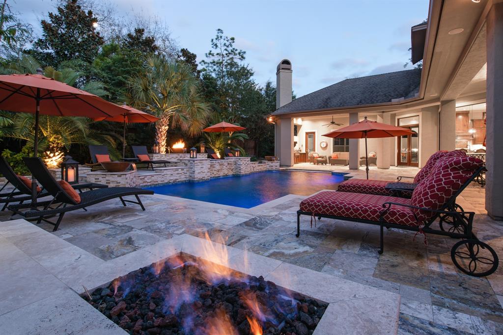 HouPortfolio's tweet photo. Beautiful #newlisting in Spring, TX! 
24706 Emerald Manor Lane. $1,150,000. 
#kwluxury #texasluxuryhomes #houstontexas https://t.co/dVbbTKCW1u