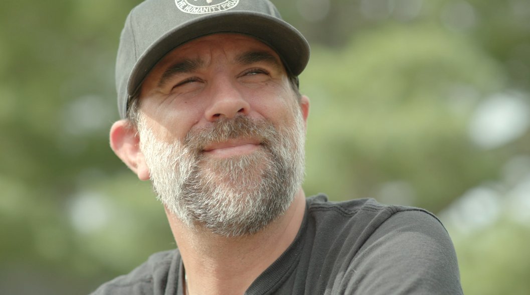 Charles Burrell is the founder of The Humanity Project. He is on a hardcore mission to end hunger and homelessness in his community. Moreover, he is doing it his own way. Watch A Man Called Charlie, only on Fibe TV, channel 1, and Fibe TV app: tv1.bell.ca/fibetv1/shows/…