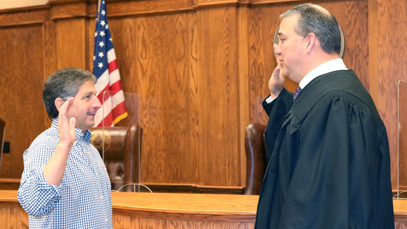 Congratulations to Chairman Kevin P. Eltife, who was sworn into a second term on the Board of Regents today by <a href="/SmithCountyNews/">SmithCountyNews</a> Judge Nathaniel Moran. Eltife, a former state senator and Tyler mayor, was first appointed to the Board by <a href="/GovAbbott/">Greg Abbott</a> in 2017. #UTinServicetoTexas