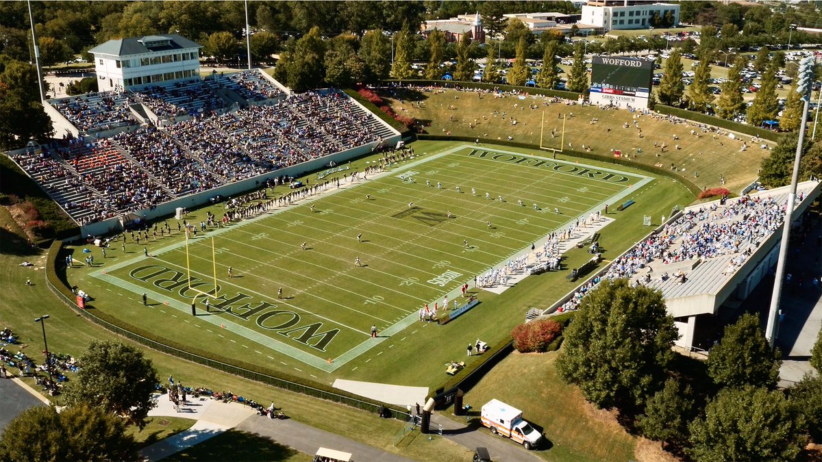 BigC5One's tweet photo. AGTG blessed to receive an offer from Wofford College

@johnsoncw3 @LCFalconsFB 
#GoTerriers https://t.co/SVie9Q4HTS