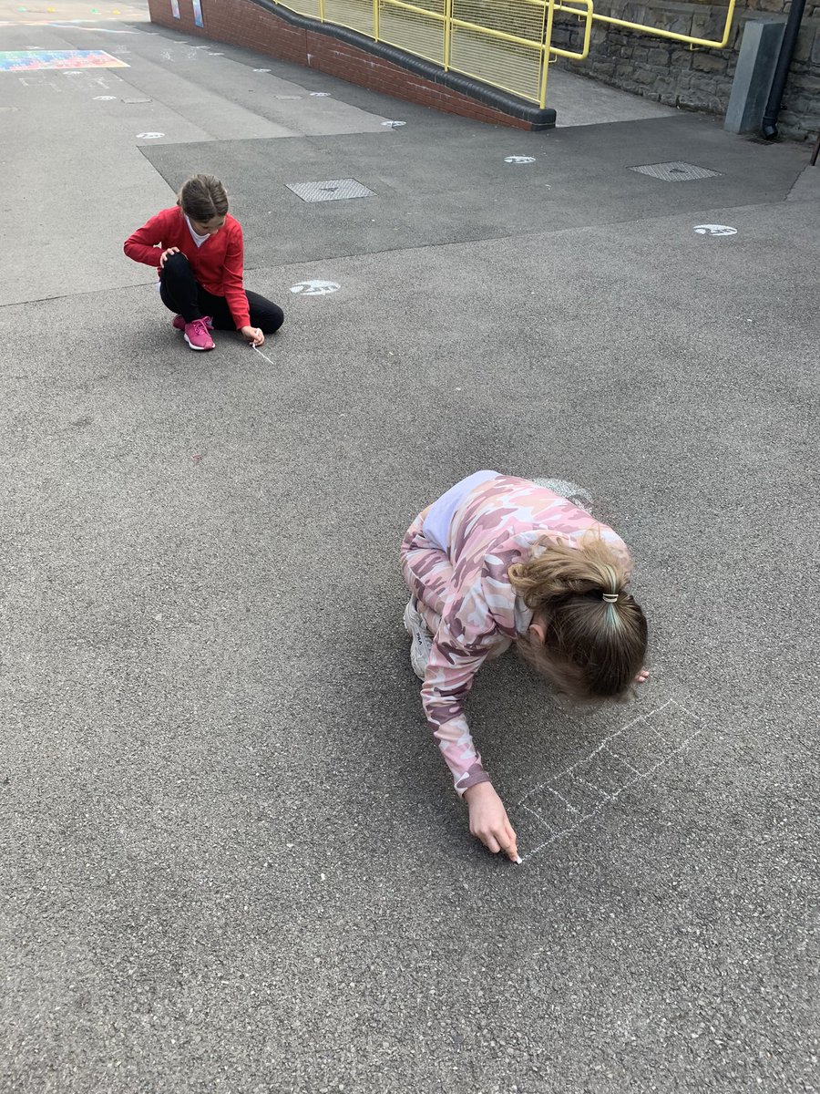 PentrerGraig's tweet photo. #pgpjupiter getting outdoors for our reasoning session this morning. #pgpmaths another great session developing their thinking skills and working together to solve a problem. https://t.co/kV0bkFqmOR