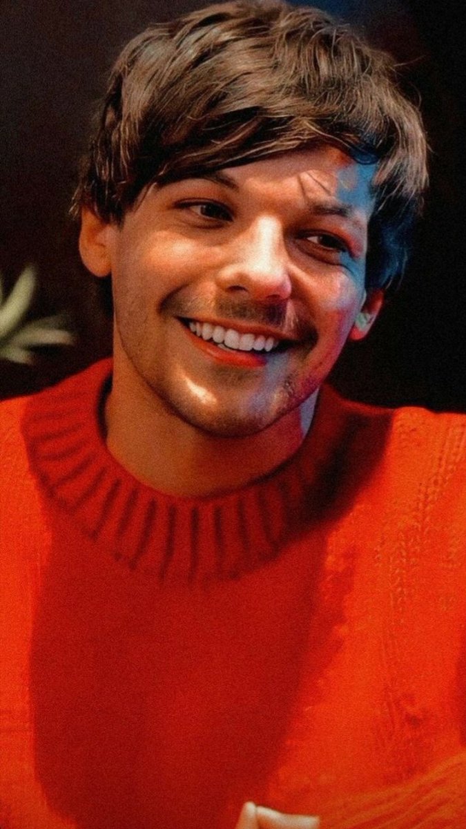 8THI vote  #Louies for  #BestFanArmy at the  #iHeartAwards