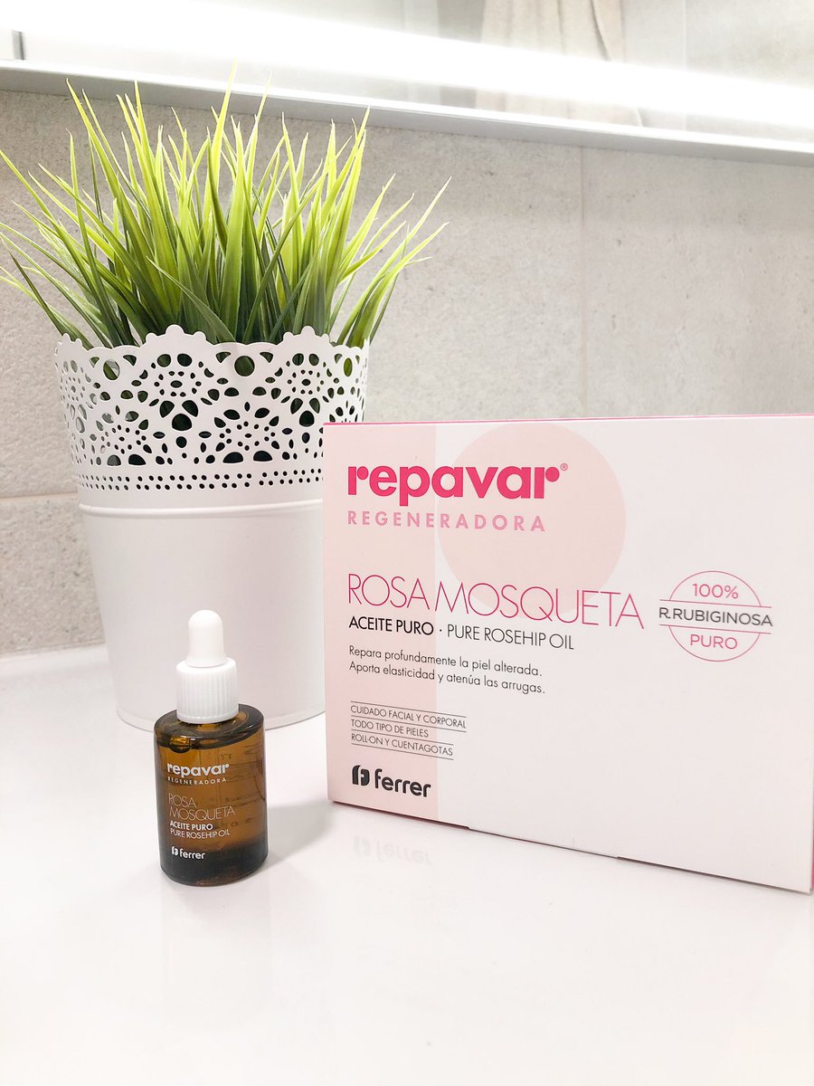 El producto para las estrías en mi embarazo ha sido de mis secretos mejor guardados ya que desde el primer mes llevo utilizando @Repavar 💕 Es un aceite de Rosa Mosqueta 100% Rubiginosa que se usa como tratamiento cosmético de estrías, cicatrices, masaje perineal...¡Es genial! 😍