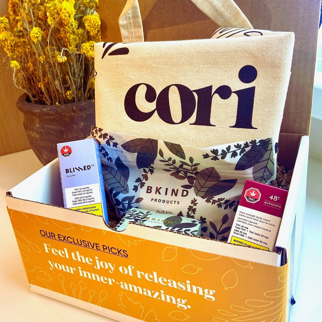 shopcori's tweet photo. Mother’s day is just around the corner! We’ve hand picked some of our favorite products in three different ✨EXCLUSIVE CORI MOTHER'S DAY GIFT BOXES✨ to give your mothers the restful day they deserve this year!⁠
⁠
✨LIMITED BOXES AVAILABLE✨ so grab yours before they are gone! https://t.co/4FT3j6oPEf
