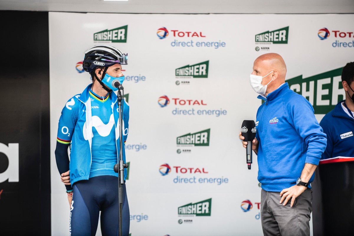 Los aficionados al ciclismo somos unos privilegiados al verte correr con tanta pasión. Gracias Alejandro Valverde
<a href="/alejanvalverde/">Alejandro Valverde</a> <a href="/Movistar_Team/">Movistar Team</a> <a href="/ehitzulia/">Itzulia Basque Country</a> #speaker #locutor #announcer #ciclismo #cycling #cyclisme