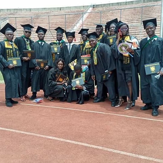 InertiaSoclo's tweet photo. We are proud to be called the pioneer in the development of Information Technology (IT) https://t.co/ORYsqiLOG3. degree program in #Liberia. Congrats to the graduates. "Go light your world". Keep making the United Methodist University, IT Department and Mama Liberia proud. #UMU https://t.co/mexbeeaxfJ