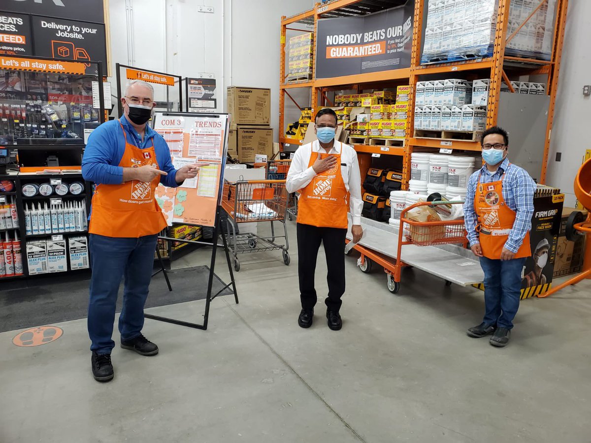 Had a chance to spend time in 7078 Dufferin &amp; Steeles with our Store Manager Gerald Gonzales and also celebrate Ian from Rental. Gerald creates a small town feel in his big city store which is so great for our customers!  Keep leading the charge Gerald! <a href="/HomeDepotCanada/">Home Depot Canada</a>