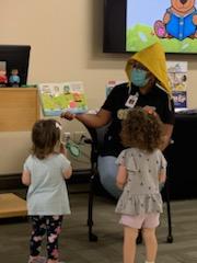 GreatStartSCPS's tweet image. Story time @OviedoMedical was too fun!
