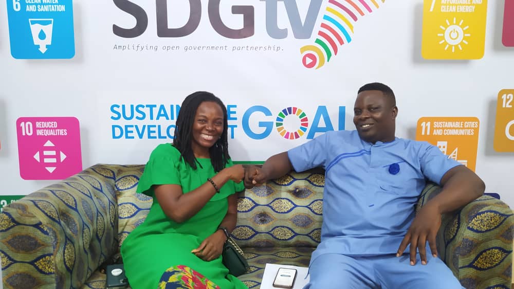 iamjoycedaniels's tweet photo. Today I had an amazing time with the Executive Director of @Connected_Ad, Prince Israel Orekha, Mr Maxwell @iamosasere and some members of Connected Advocacy. 1/2
#WalkTheTalk
#TheTitanium https://t.co/Cm6XmL3977