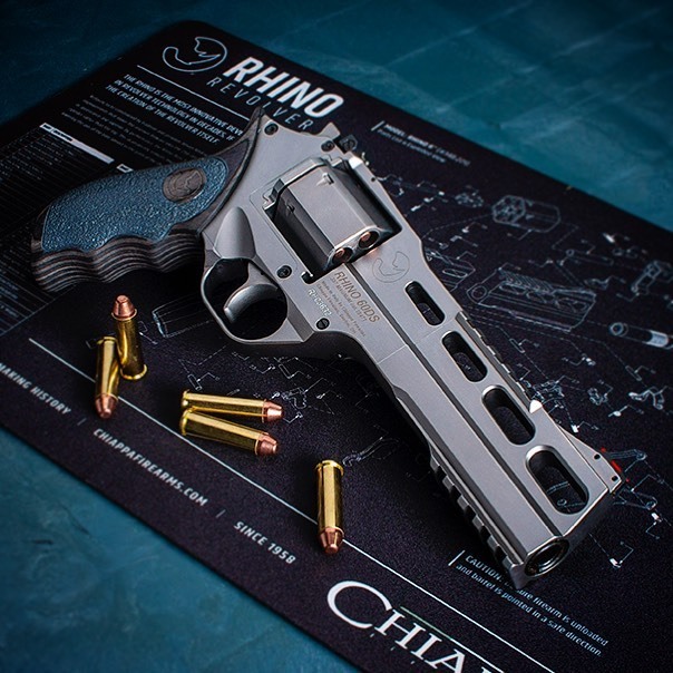 If you know, you know.
-
#chiapparhino #revolver #2a #pewpew #gunfanatics #gun #wheelgun #rhinorevolver #wheelgunwednesday #handguns #firearms instagr.am/p/CN8CInMLgws/