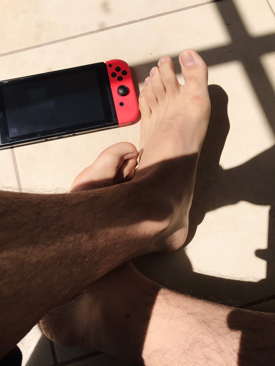 Bluefeet70's tweet photo. Sunshine ✨
RT ❤️
#malefeet https://t.co/rgYT9sBVfb