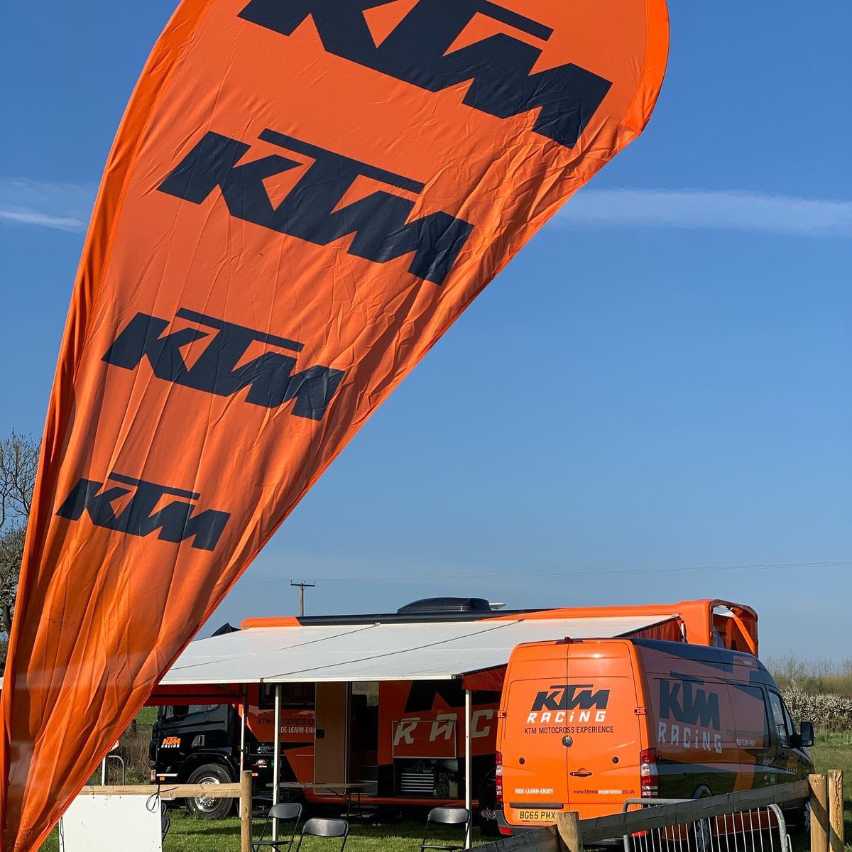 KTMMXEXP's tweet photo. Feels good to be back up and running! 👌🏻 let’s hope the sun keeps shining and we can enjoy riding bikes every weekend! #ktm #ktmuk #experience #mxexp https://t.co/Wp5lAkfiYH