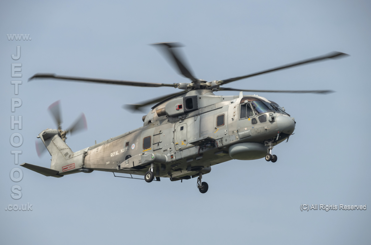 JetPhots's tweet photo. Some of the movements recorded this afternoon @RNASCuldrose
@FAA_RN @faaoa #HMSSeahawk #RoyalNavy #FlyNavy https://t.co/3c1EwO5aHh