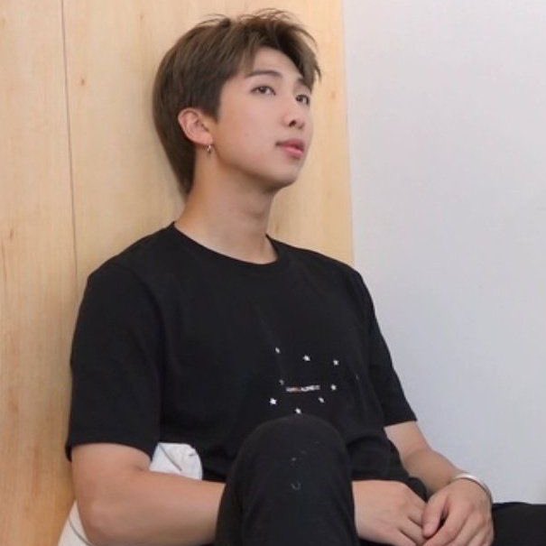 rmarchives's tweet photo. Namjoon, the man you are! https://t.co/rycNahd2xp