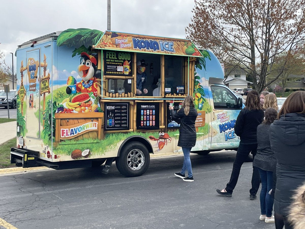 Thank you Kona Ice 🧊🍧Our teachers loved the cool treat today! #dirksenconnect #frilutsliv