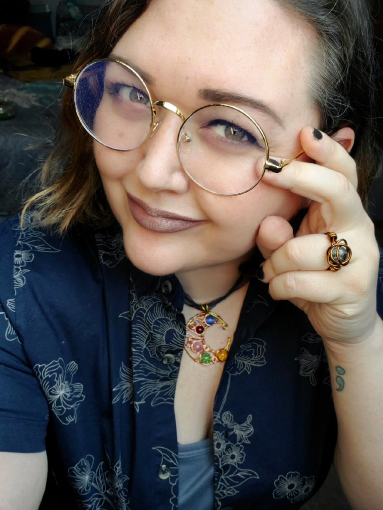 CapnOA's tweet photo. I started binging #CriticalRole on Feb 27th, purely because I loved @VoiceOfOBrien's sweater during the #Blizzconline Diablo one shot so much... 53 days and many @critrolecloset purchases later, I have watched 𝐀𝐋𝐋 134 episodes of Campaign 2. 𝐼𝑠 𝑖𝑡 𝑇ℎ𝑢𝑟𝑠𝑑𝑎𝑦 𝑦𝑒𝑡? https://t.co/xRYf7henuF