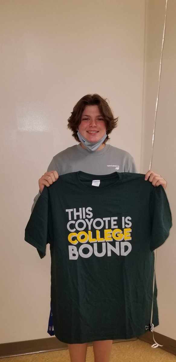 coyotecareerlab's tweet photo. Congratulations to College Bound Coyotes Molly Peterson (Univerity of Maine, University of New Hampshire, Florida Atlantic University, and Saint Leo University) and August Eberhard (FSU, UCF, USF, UT, and University of Miami)! @TheCoyoteWay https://t.co/Bx1BPIyGfQ