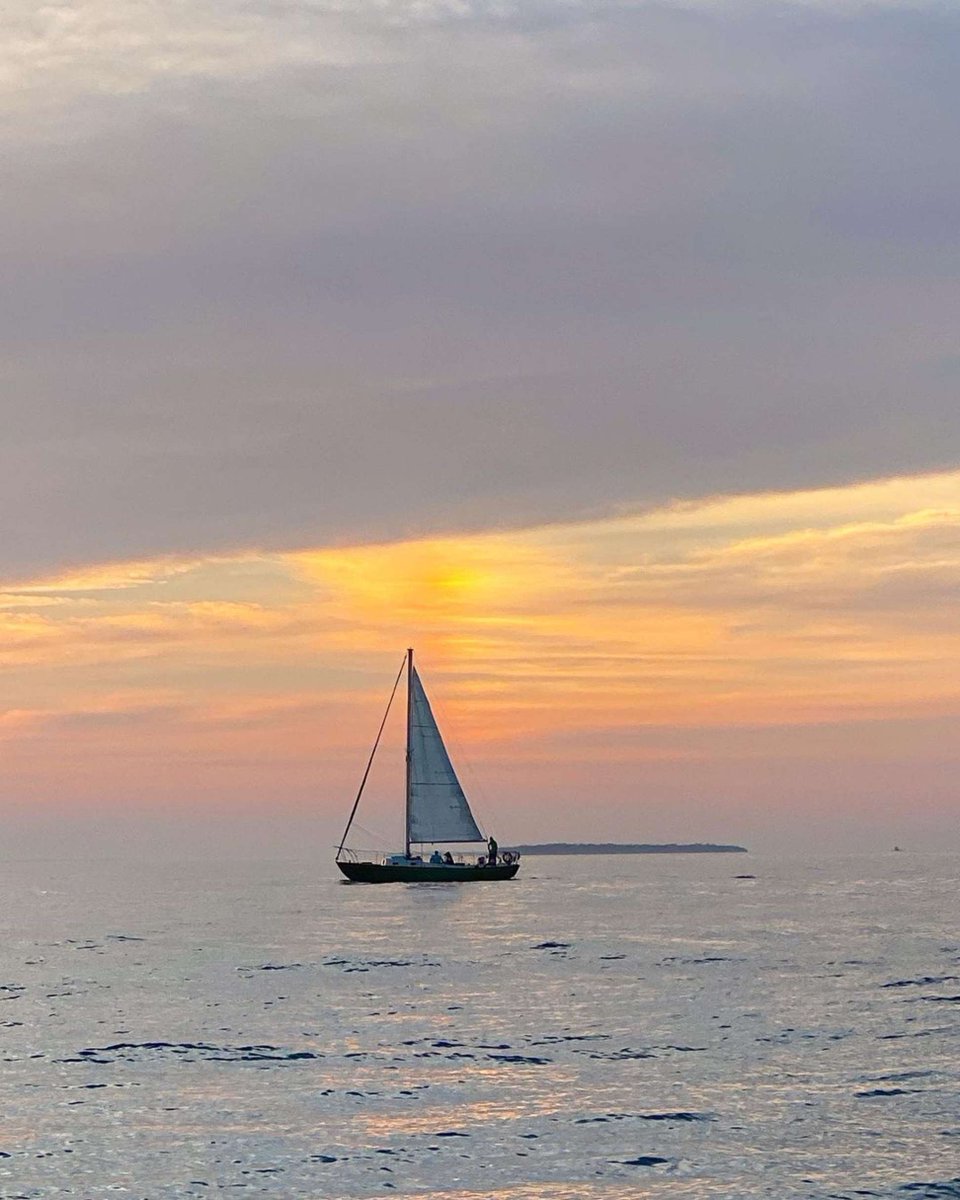 Set a course for relaxation. Marquesa.com #KeyWest #sailing #sunsetsail