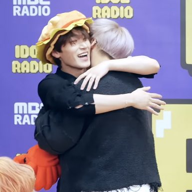 woosan hugging each other ; a thread