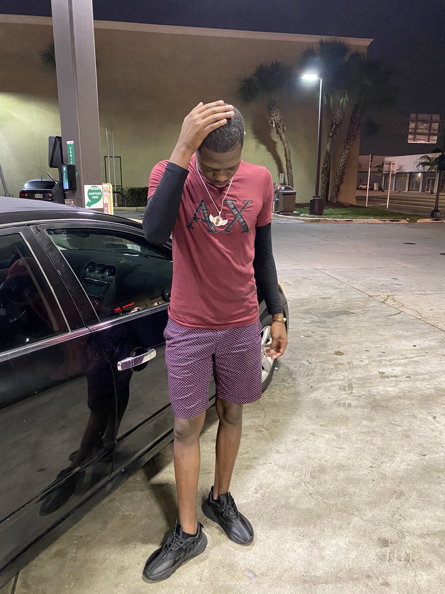 king_1274's tweet photo. Feeling good living better. 😅👅 #RestUpMa 🕊 https://t.co/iDxnvILLRZ
