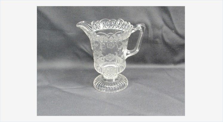 EtagereAntiques's tweet photo. Adams Wildflower Creamer Antique EAPG Clear Glass NO. 140 1880's #AdamsGlass #eapg #earlyamericanpatternglass #creamer #wildflower #antique #antiqueglass https://t.co/M0BO5bxAFk https://t.co/HQ2ZviRbkX