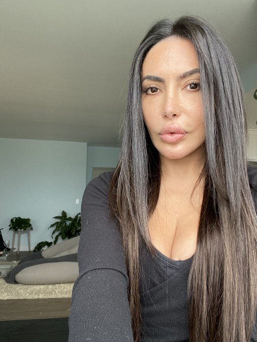 TW Pornstars Lela Star. Pictures and videos from Twitter.