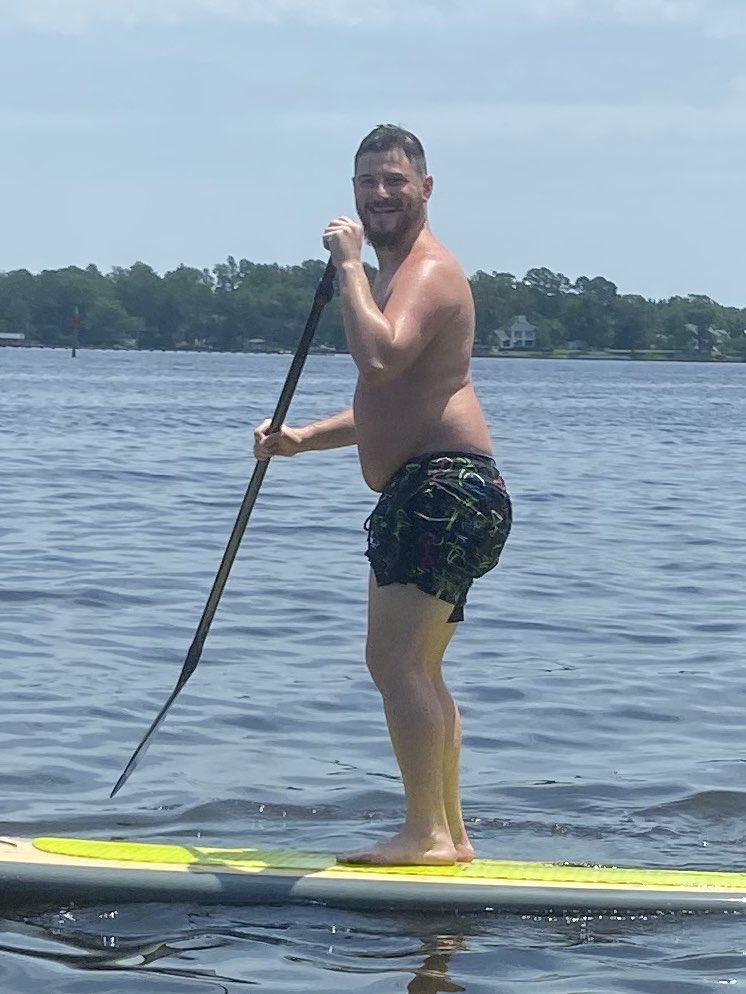 SammyHard2's tweet image. Guys I already resemble a fatty natty, Help me get the branding to fully rep it. @naturallight