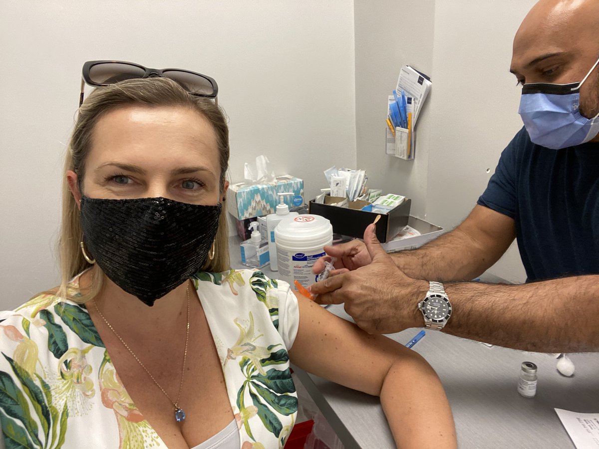 *Gen-X vaccine selfie alert*

(And yes I dressed up for the occasion 💃)
#GenXZeneca #AstraZeneca #GenX #COVIDbc #vaccinated