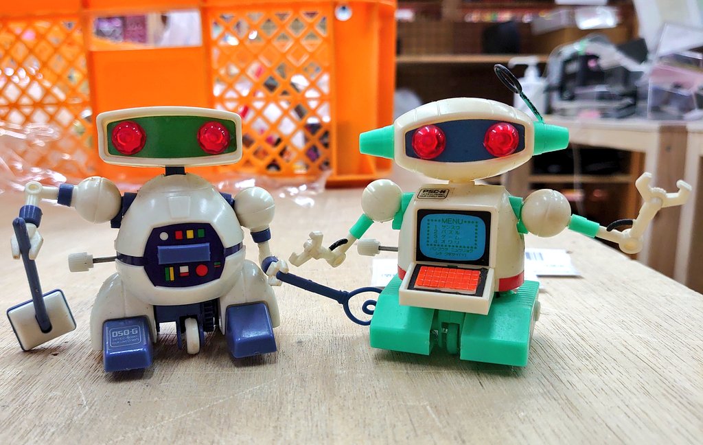 昭和レトロ　食玩　ロボット ロボット 昭和レトロ 食玩 極小サイズ - メルカリ