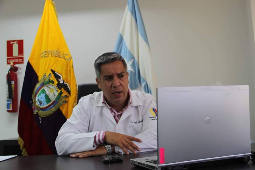 eluniversocom's tweet photo. Ministro de Salud Camilo Salinas reiteró la intención del gobierno de Lenín Moreno de vacunar a 2 millones de personas. ► https://t.co/3NRLSUa91U https://t.co/LFWoJbsL0g
