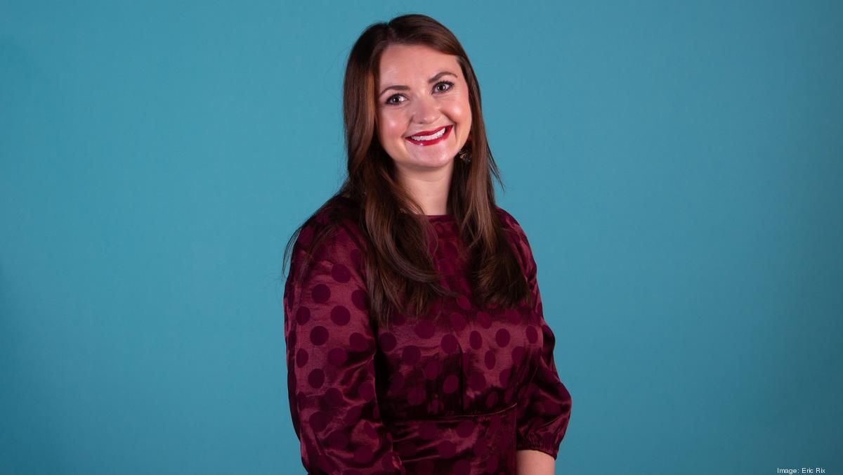 TriadBizLloyd's tweet photo. #40Under40 2021: Meet LAMBERT Architecture + Interiors' Ashley Hooker, who works as an interior designer and also helps with marketing and business development duties. https://t.co/Te6DjS3uYk @greater_ws @CityofWS  #architecture #awards @lambertai https://t.co/AhKcHPrjdv