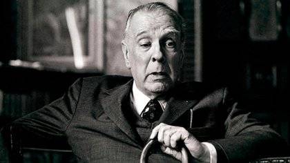 fuedicho's tweet photo. "Es tan triste el amor a las cosas; las cosas no saben que uno existe".
Jorge Luis Borges
#Fuedicho https://t.co/V00GaDfWBS