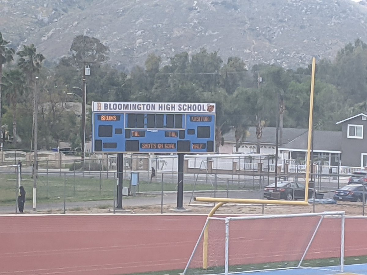 bhs_lady's tweet photo. Bruins up 2-0, one minute into the 2nd half! https://t.co/sulYi8ZHiN