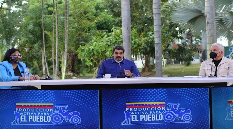 VTVcanal8's tweet photo. Gobierno Bolivariano desarrollará plan de 60 días para regularizar suministro de diesel a productores y trabajadores del campo

#PrevenirPorLaVida

https://t.co/OwU8gSnoku https://t.co/71Q3ZyzqV5