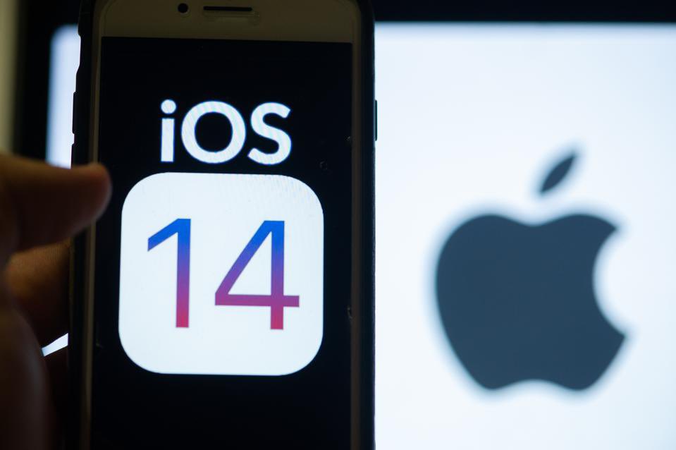 TechCrunchh's tweet image. Apple's new software, iOS 14.5, will be available next week, including a major privacy feature called App Tracking Transparency. The software requires apps to request permission before gathering user data, to provide transparency and give users a choice if their data is tracked.