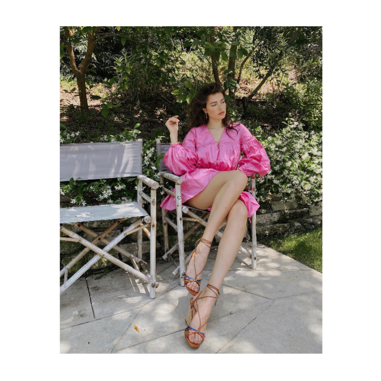 suntwsr's tweet photo. ⠀⠀⠀⠀⠀⠀⠀
⠀⠀⠀* ᜵ Em𝗽𝗶𝗲zo ʏ 𝗻𝗼 quıero pαrαr
⠀⠀⠀ ⠀⠀No soʏ 𝗻𝗶 mαlα nı s̶α̶n̶t̶α̶ ˼
⠀⠀⠀⠀⠀⠀⠀
#OnWednesdayWeWearPink 
#ModelsAgency https://t.co/rXiV3dgZJN