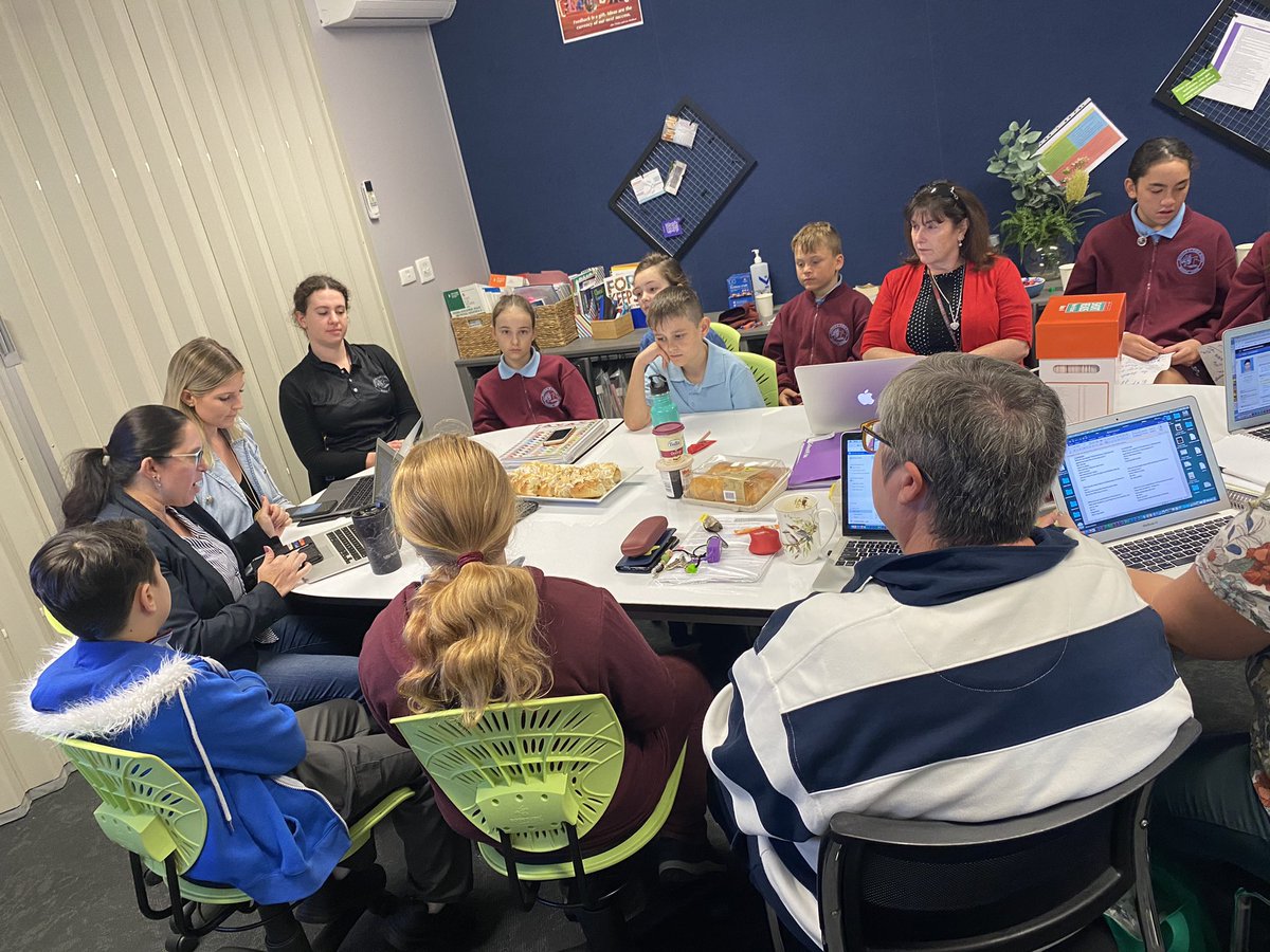 michellemurhan's tweet photo. Ss are expressing their opinions about High Expectations at the Spiral of Inquiry and Teacher collaboration session this morning. At SSPS we value Student Voice and the importance of the little people we serve having their say. #LoveWhereYouLearn @kylie_lyneham @_iEndo @Kegabry https://t.co/AFgMgfOn8q