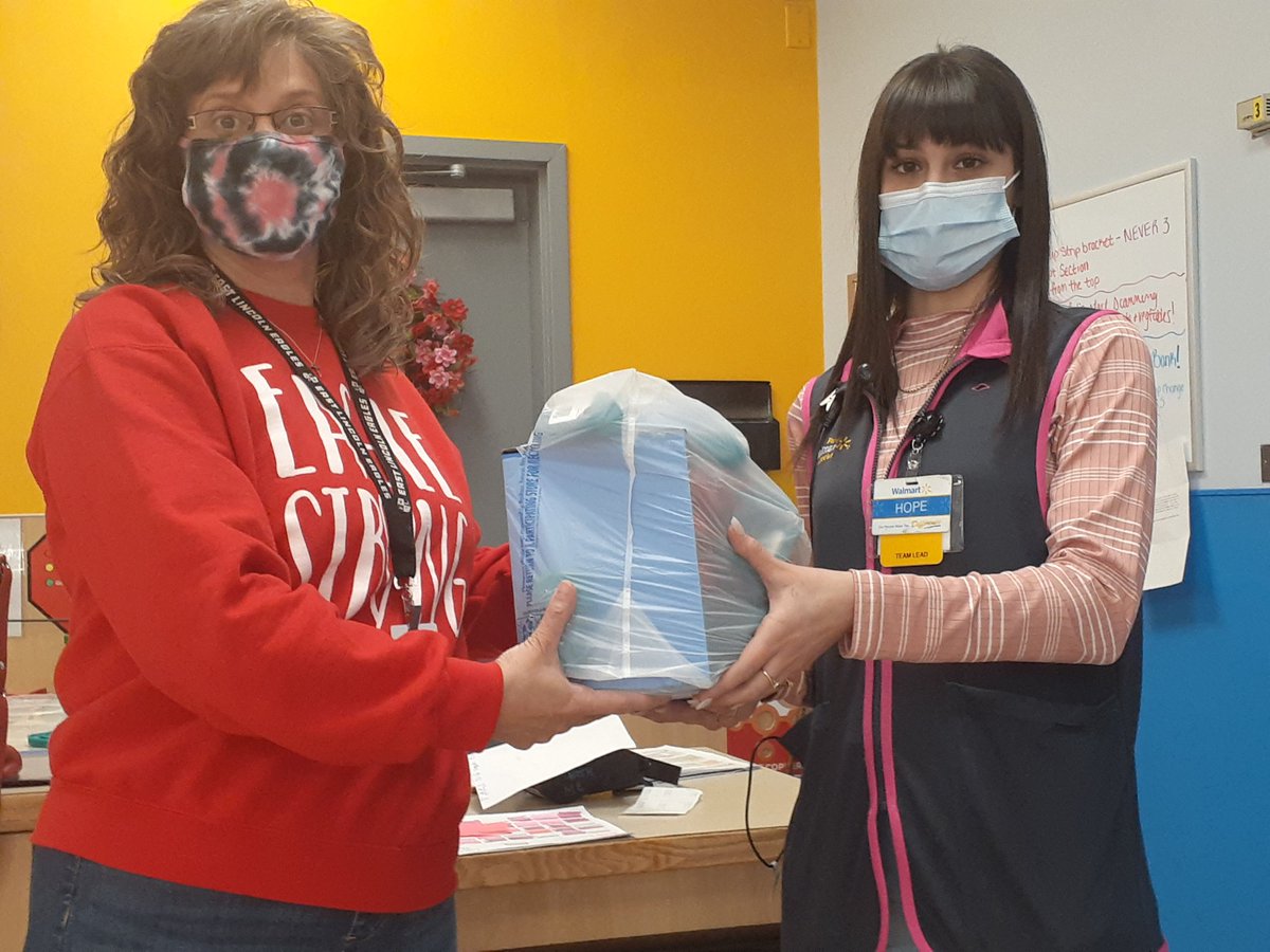 Thanks <a href="/Walmart/">Walmart</a> in Tullahoma for donating hygiene supplies to East Lincoln Elementary <a href="/TCSPublic/">TullahomaCitySchools</a> for the 5th grade hygiene lesson. <a href="/TullahomaNews/">The Tullahoma News</a> <a href="/ScottHargrove4/">Scott Hargrove</a>