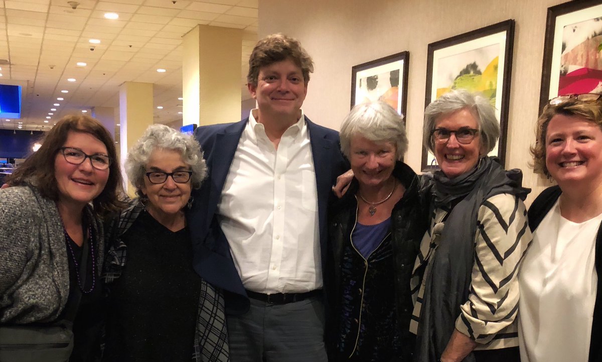 ReadwaO's tweet photo. Read Washington is so sad to announce the sudden passing of our great friend William Van Cleave. We will miss him terribly as a colleague and a friend. His family suggests donating to his beloved St Francis school in Louisville. https://t.co/YQHGlhlgCX https://t.co/PpXE1gFOk2