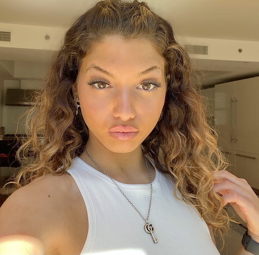 Overtime Megan🏀 on Twitter: &ldquo;using this as my official dating profile